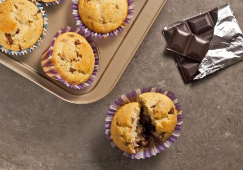 Craquez pour de délicieux muffins aux pépites de chocolat noir pauvres en FODMAPs