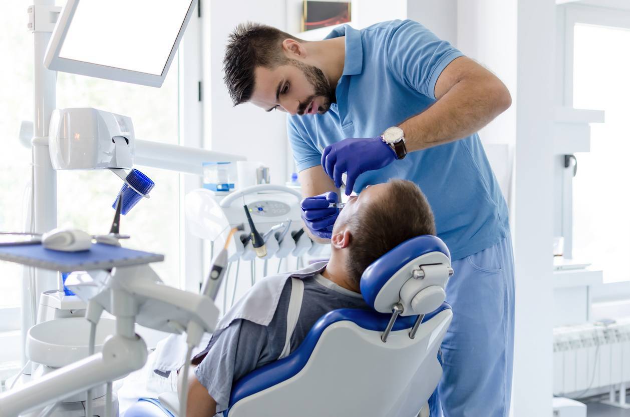 soins médicaux à l'étranger clinique dentaire en Hongrie
